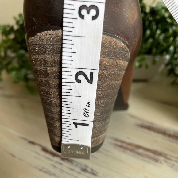 Cute Brown leather booties with leather stacked heel size 38 - Picture 3 of 6